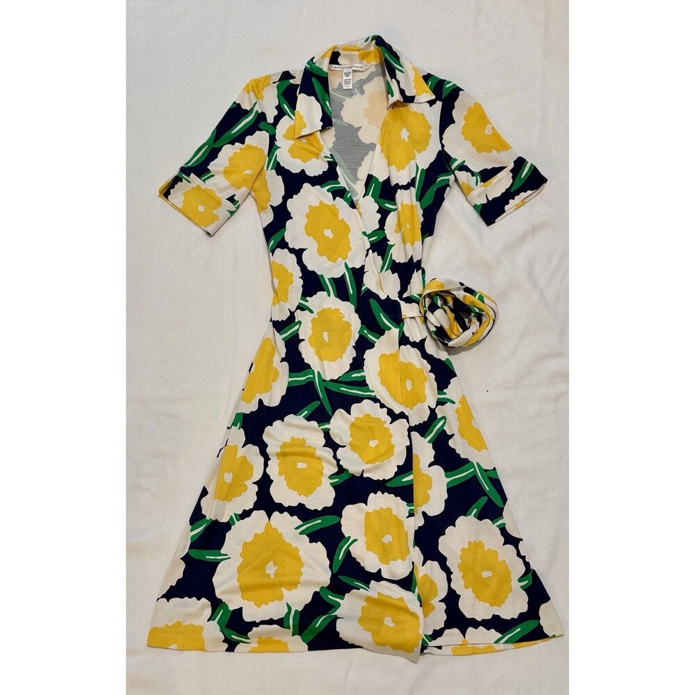 Diane Von Furstenberg Yellow Flower 100% Silk Jersey Short Sleeve Wrap Dress 4